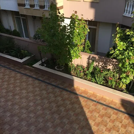 Vase Ράβντα