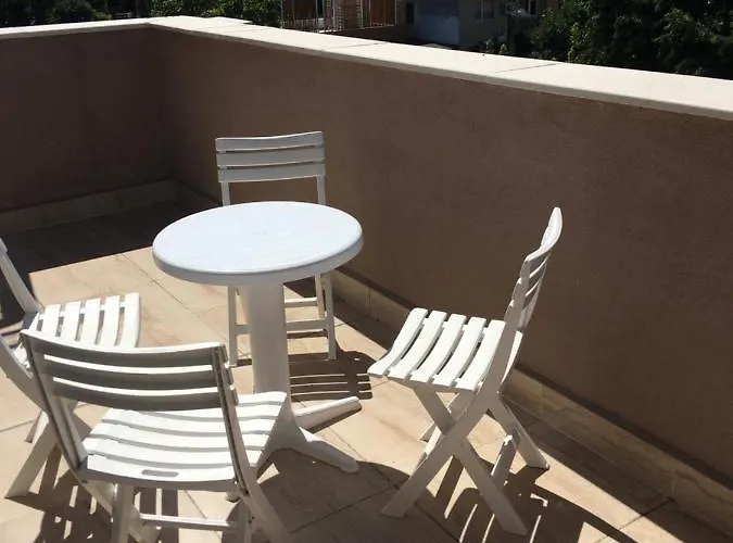 Vase Апартхотел Равда