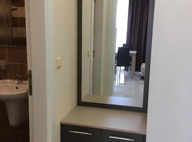 Vase Апартхотел